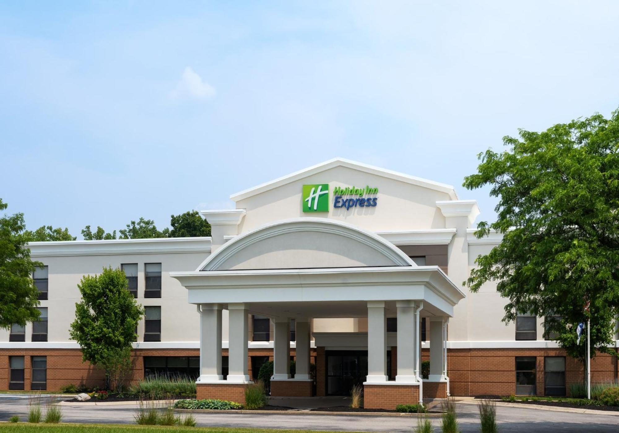 Holiday Inn Express Indianapolis Airport By Ihg Plainfield Exterior foto